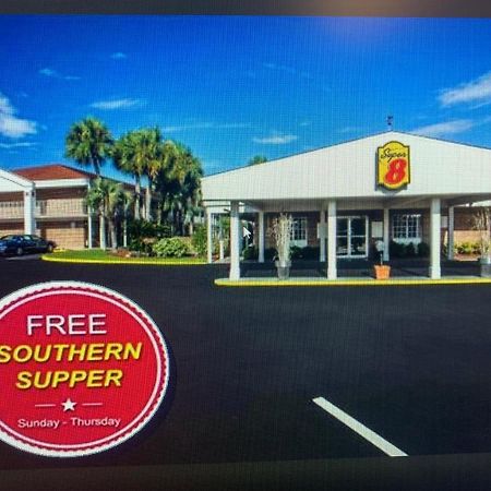 Super 8 By Wyndham לייק סיטי מראה חיצוני תמונה