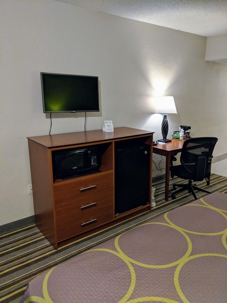 Super 8 By Wyndham לייק סיטי מראה חיצוני תמונה
